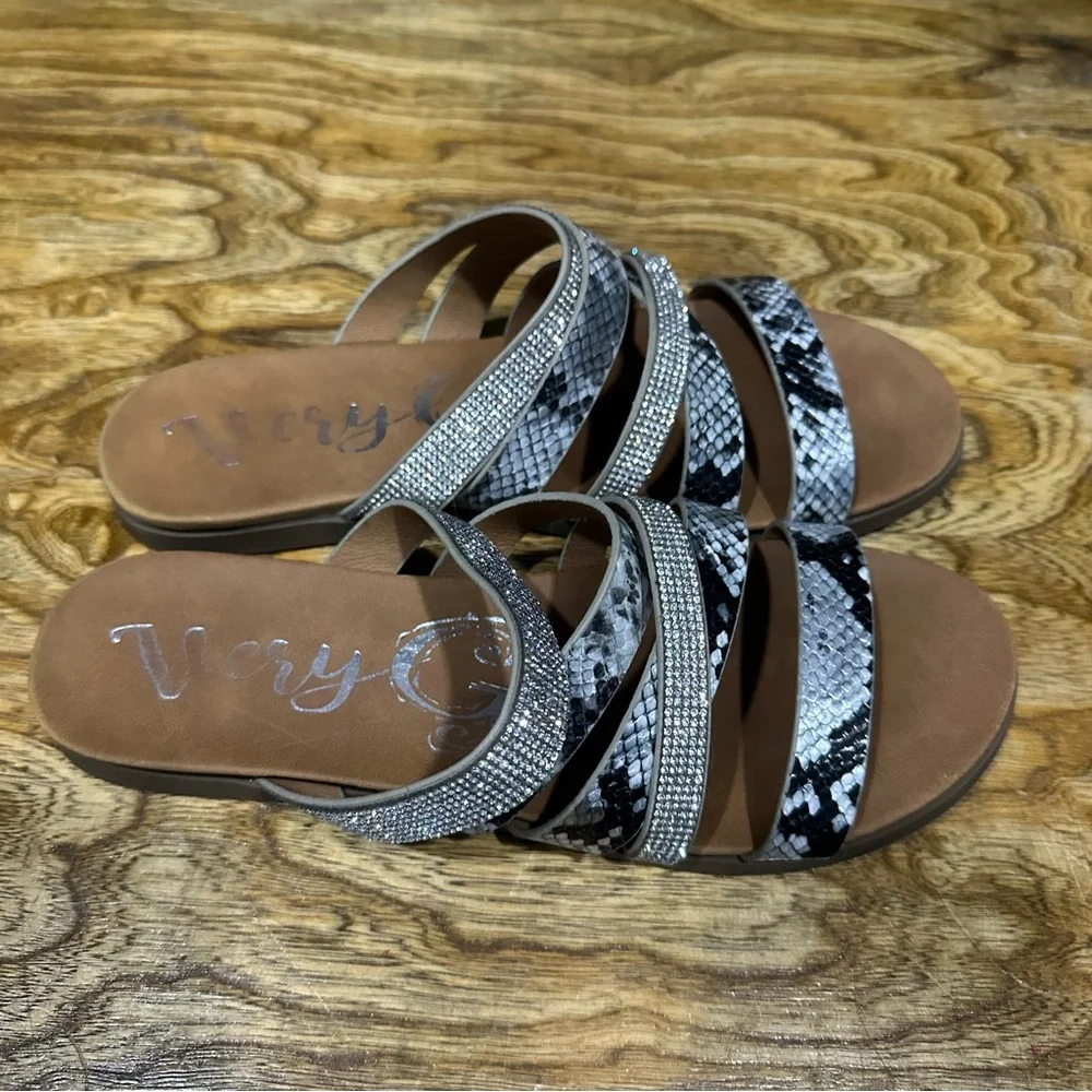 Very G rhinestone & snake skin print sandals Sz 8.5 - Picture 2 of 6